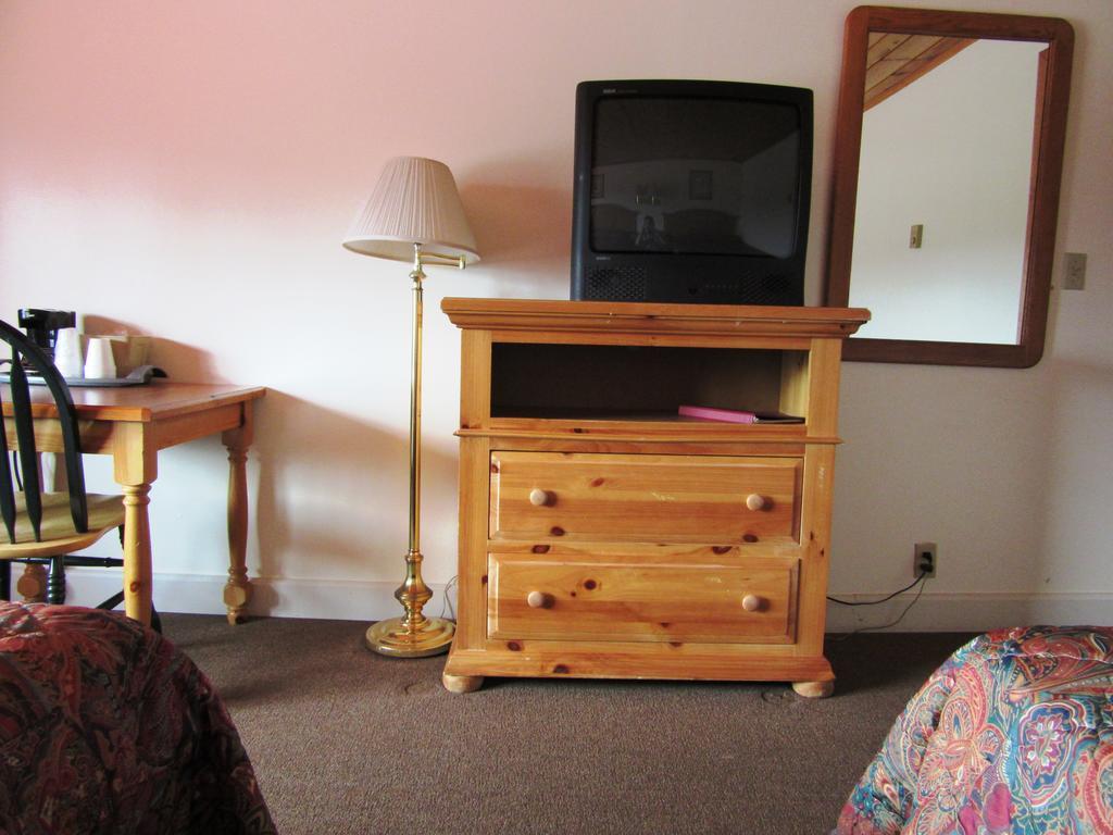 Travelers Lodge West Yellowstone Bilik gambar
