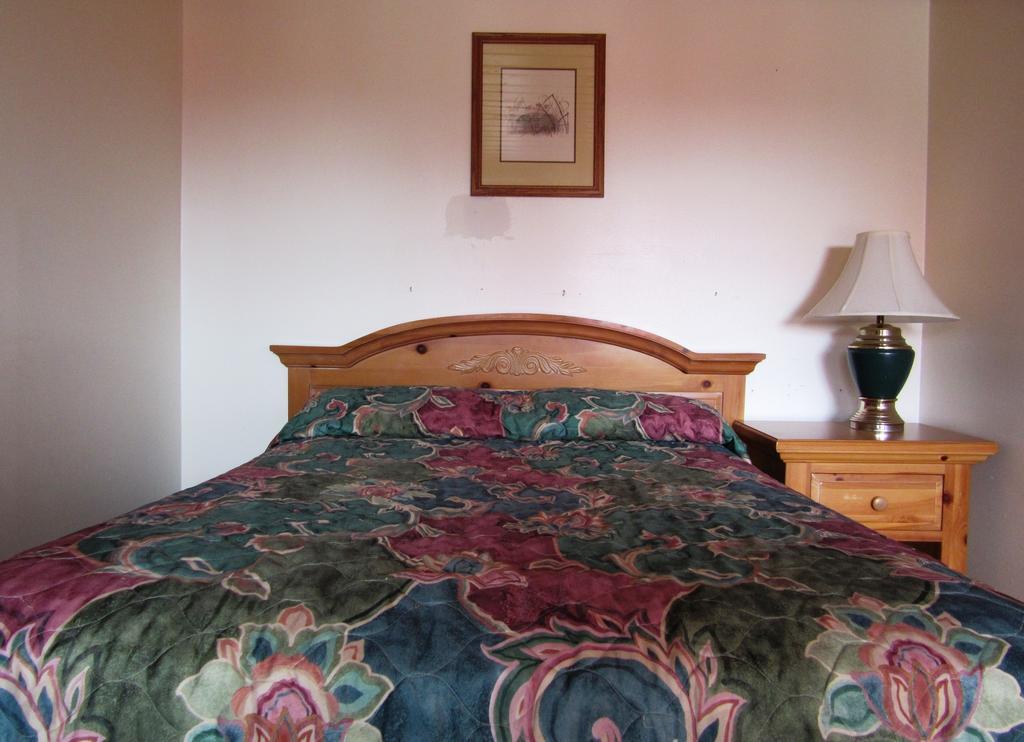 Travelers Lodge West Yellowstone Bilik gambar