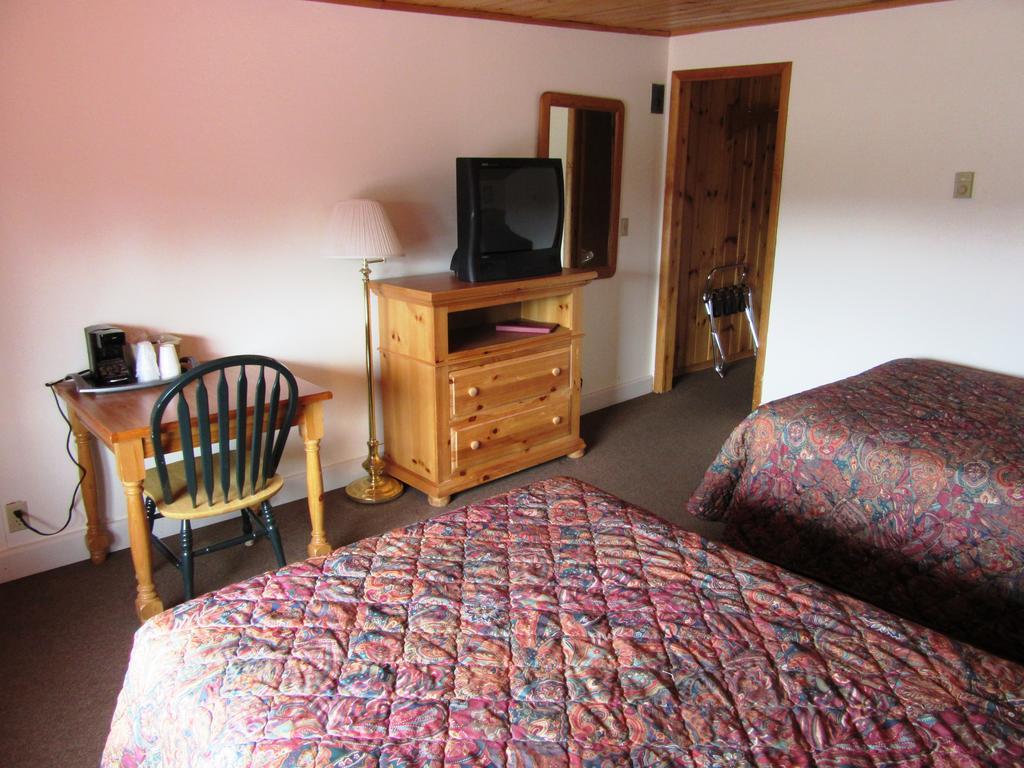 Travelers Lodge West Yellowstone Bilik gambar
