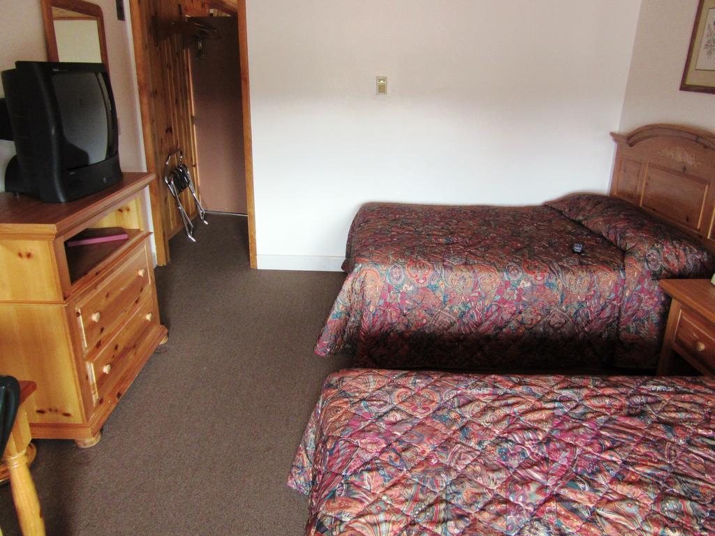 Travelers Lodge West Yellowstone Bilik gambar